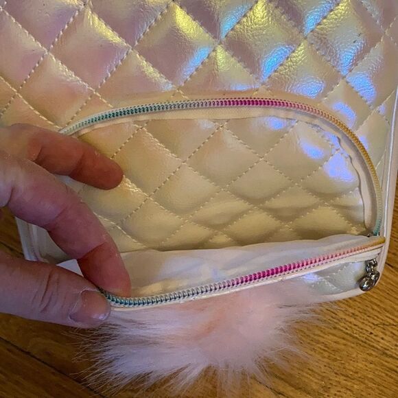 1 LEFT! Iridescent bunny backpack - Picture 4 of 8